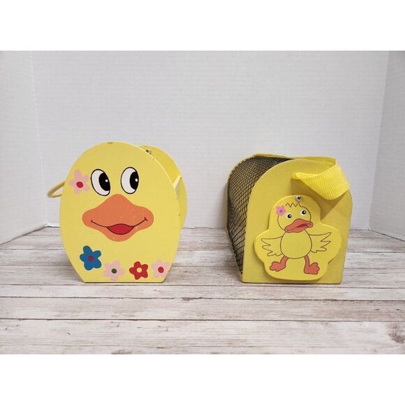 Robbie Ducky Garden Collection Bucket & Insect House Yellow Handle Wire Cage - Picture 2 of 15